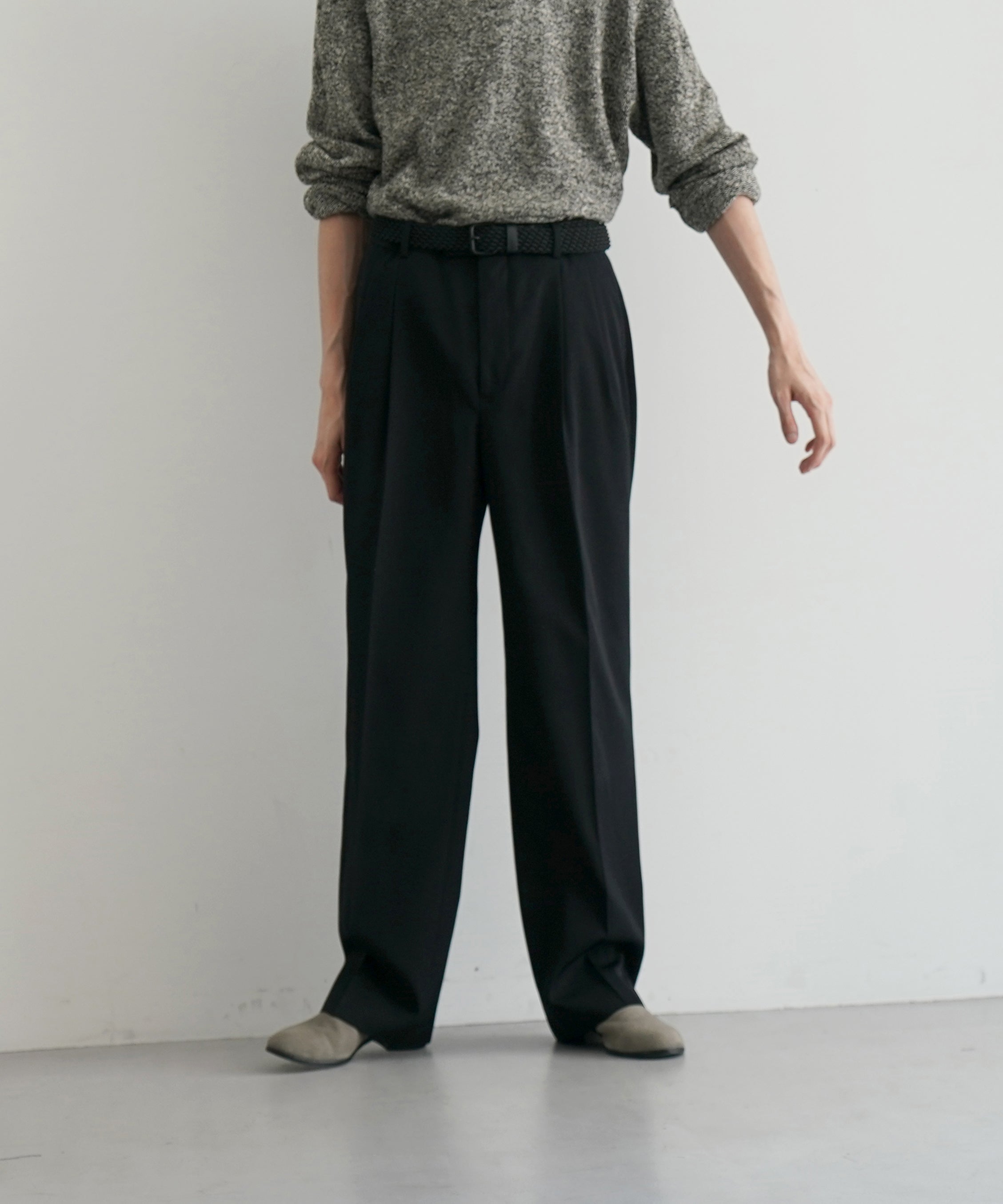 AURALEE【オーラリー】Light wool max gabardine two-tuck slacks 