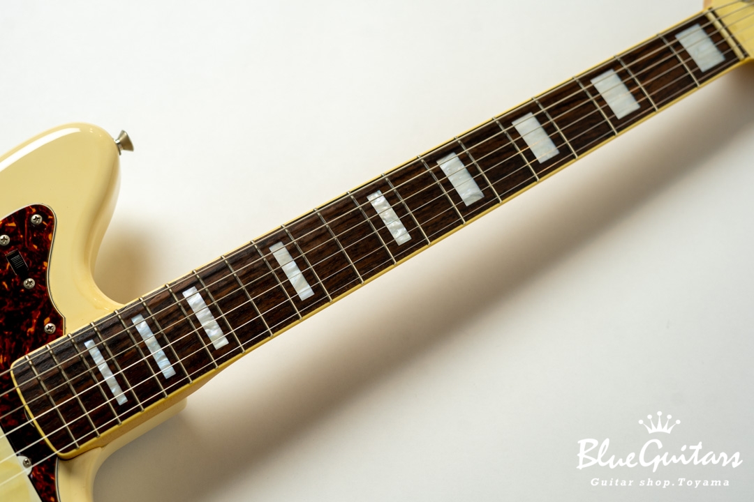 Fender JAPAN JM66B - VWH | Blue Guitars Online Store