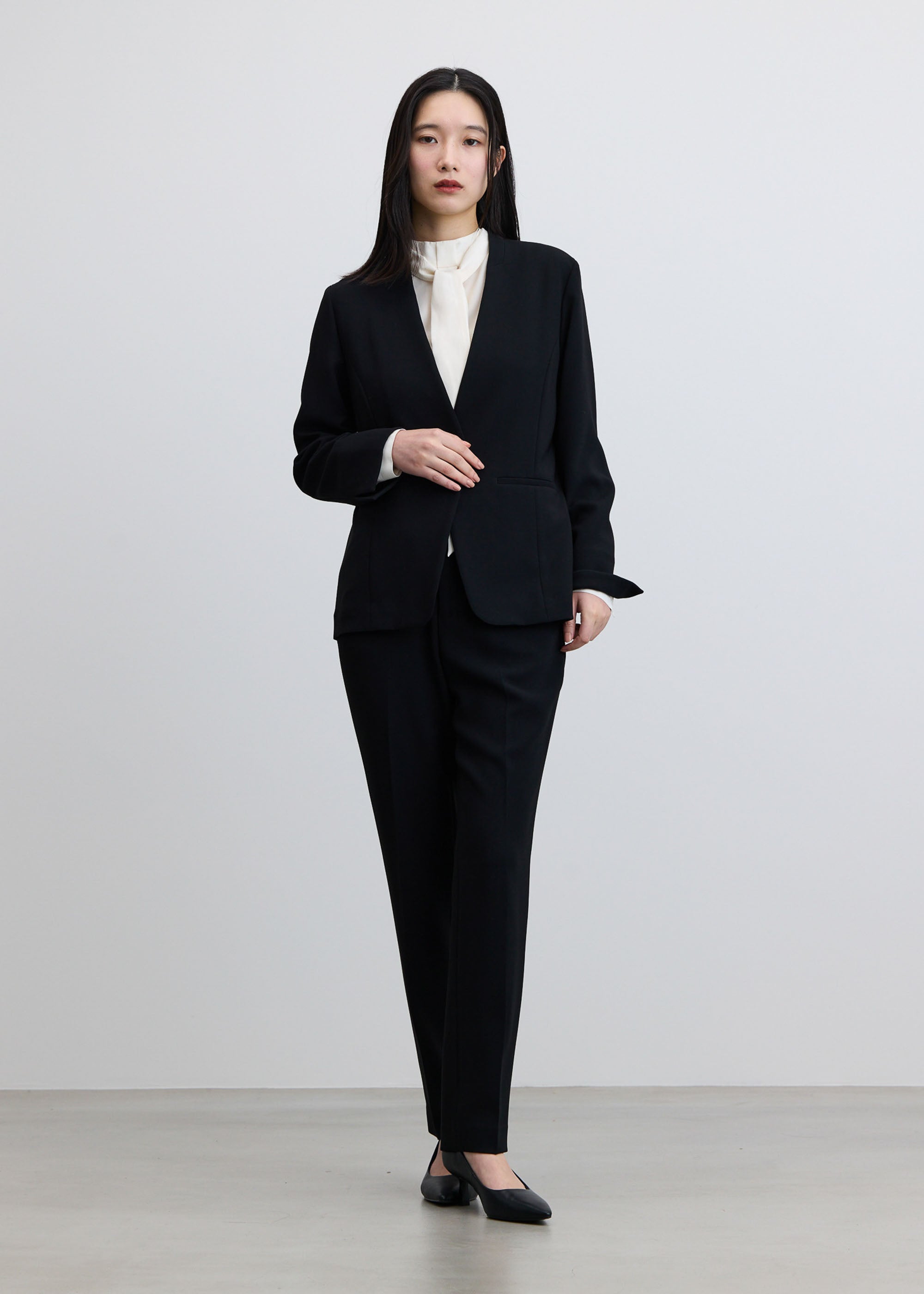 ノーカラージャケット - SOÉJU online store｜上質な大人の女性のため