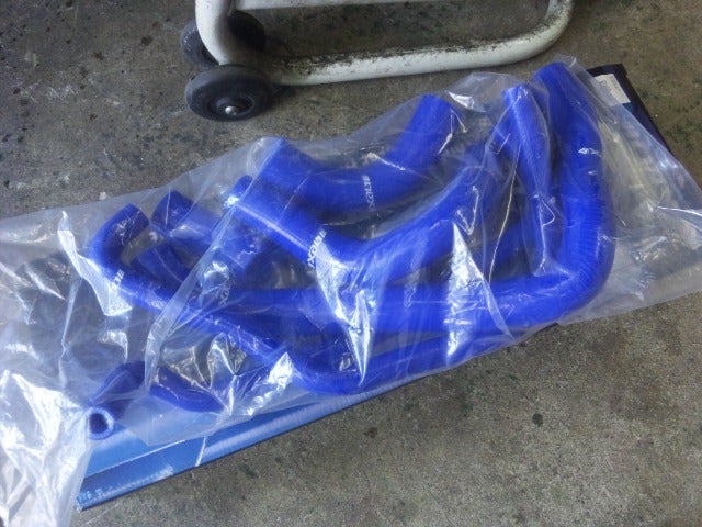 ZX－12R 来シーズンに向けてラジエターホースをシリコンに♪ | RS