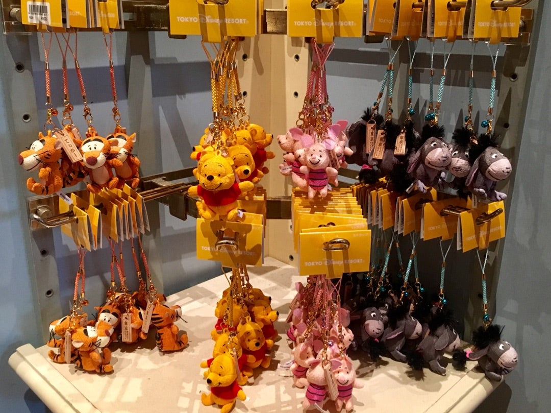 ちりめん風！プーさんと仲間たちの根付ストラップ新発売♡ | 東京