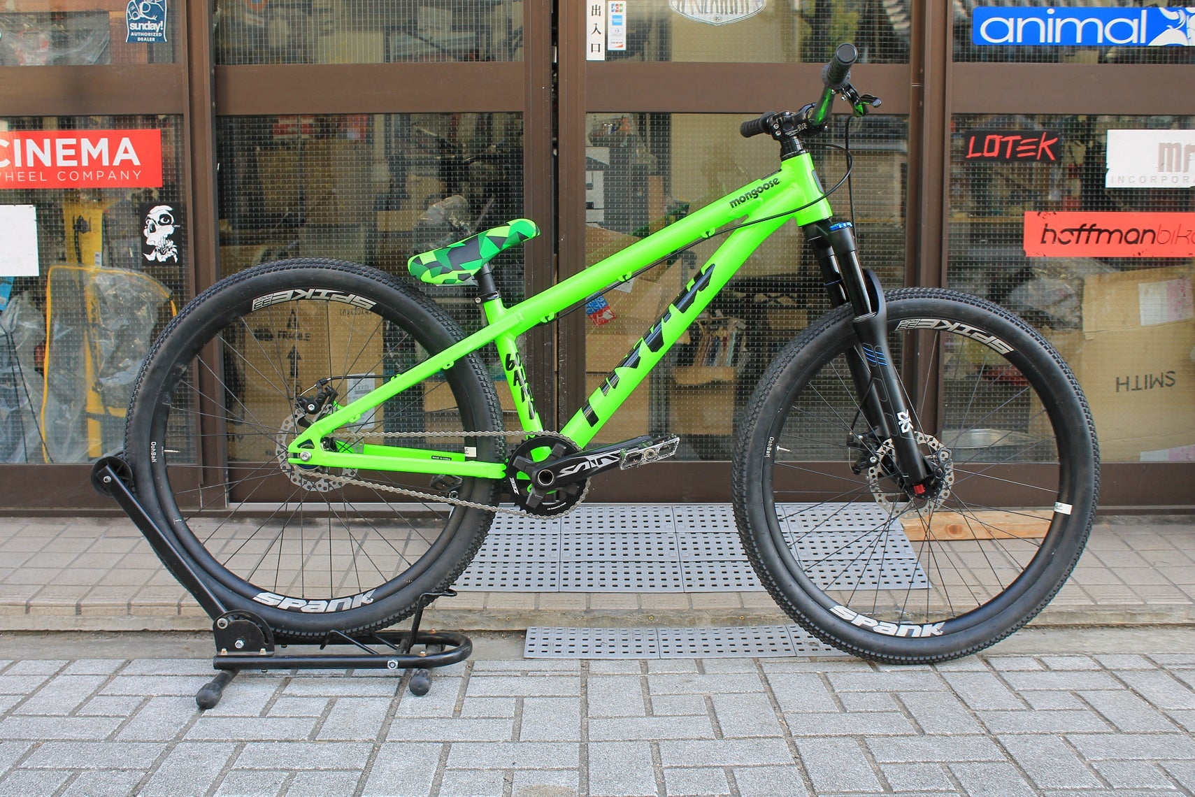 MONGOOSEのFIREBALLをカスタムして組んでみました。 | スタッフブログ