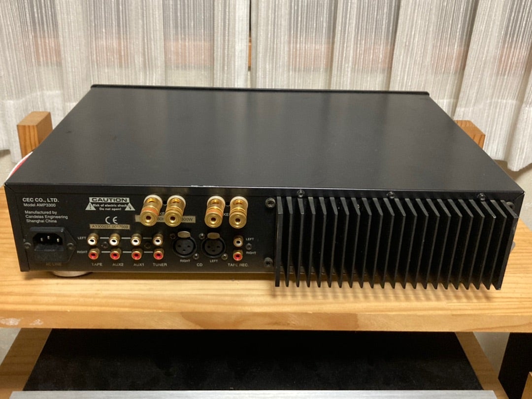 CAUTION C.E.C プリメインアンプAMP3300R C.E.C. : AMP3300R - 中古