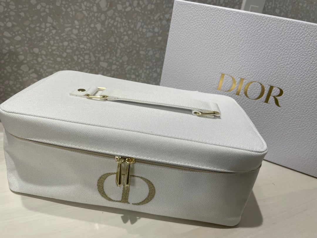 Diorお手入れ会取り置きアイテム引き取り〜ノベルティ編〜 | 徒然