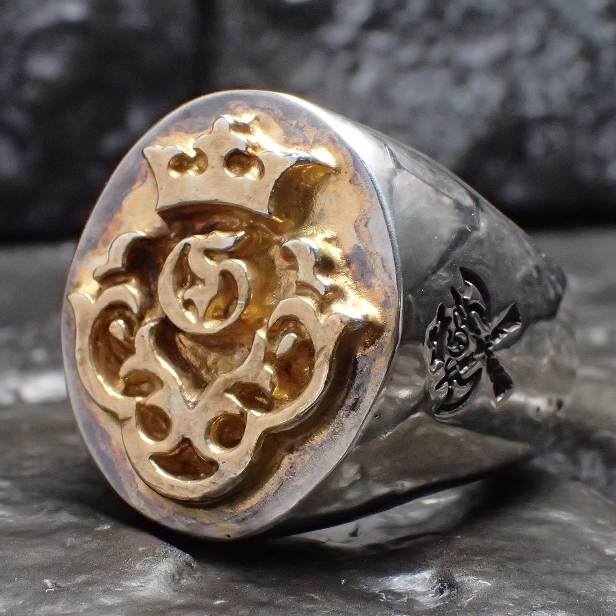 GABORATORY(ガボラトリー)18Kゴールドサダーアトリエマークシグネット