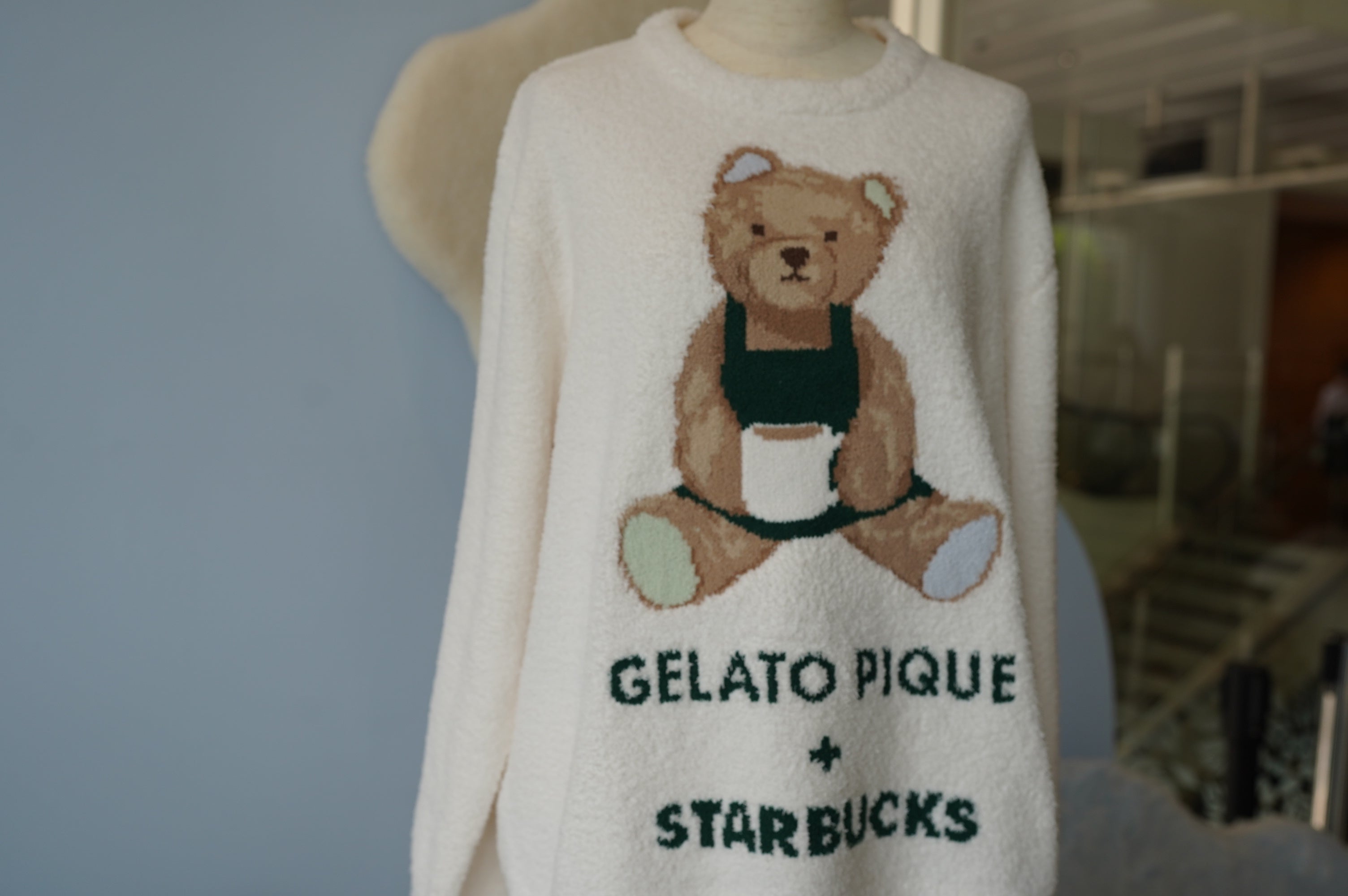 スタバ×ジェラピケ | 華麗なるスタバマダム