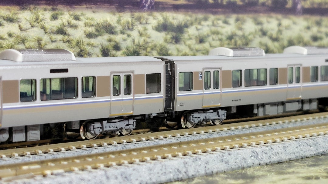 KATO 10-1901 225系100番台3次車 Amazon | KATO Nゲージ 225系100番台 3次車 新快速 8両セット 10-1901