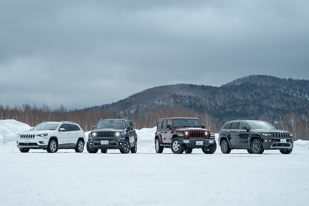 伝統の「ラングラー」も先進の「レネゲード」もジープはやっぱり走破力