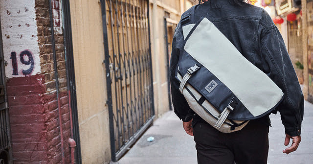 クロームの大定番メッセンジャー「CTZ」の最新版は軽くて防水、PC