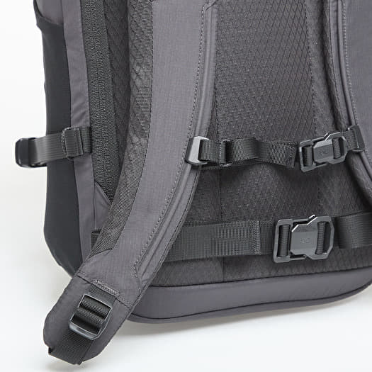 Backpacks On Speed Pack 30L Magnet/ Black (2UF30152130) | Footshop