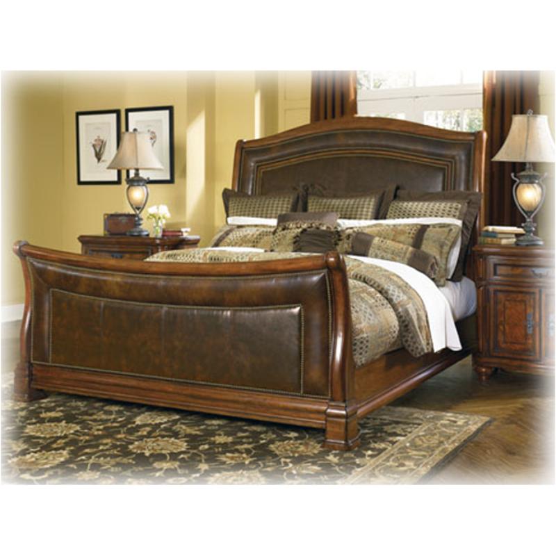 B625-54 Ashley Furniture Shawbeck Bed