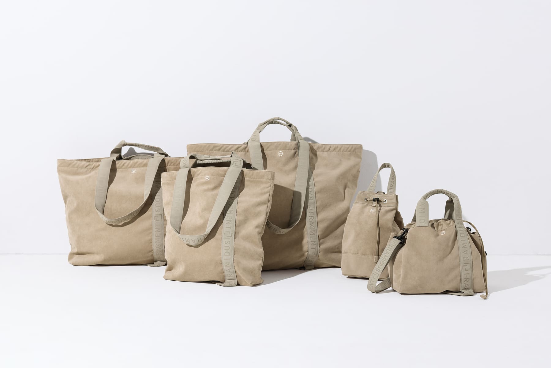 HONEYEE.COM | fragment design x RAMIDUS 上品なウルトラスエードの