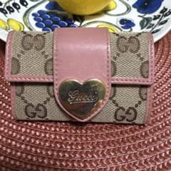 GUCCI グッチ GG柄 キャンバスレザー ハート キーケース ピンク - メルカリ