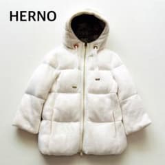 01988 ヘルノ Resort ダウンジャケット エコファー ホワイト - メルカリ
