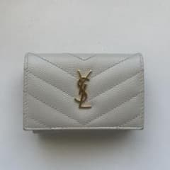 YSL ホワイトキルティング 三つ折り財布 - メルカリ