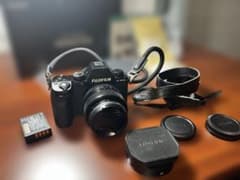 神レンズセット】FUJIFILM X-S10 ＋ XF35mmF1.4 R - メルカリ