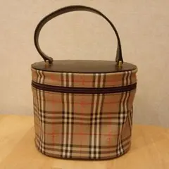 2026年最新】バニティ バーバリーの人気アイテム - メルカリ