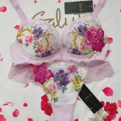 2026年最新】サルートe65の人気アイテム - メルカリ