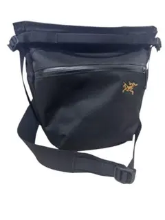 2026年最新】arc'teryx arro 8の人気アイテム - メルカリ