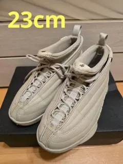 2026年最新】billie eilish jordanの人気アイテム - メルカリ