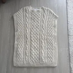 2026年最新】Utilite ペルーニットベストの人気アイテム - メルカリ