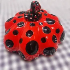 2026年最新】草間彌生 ペーパーウェイトの人気アイテム - メルカリ