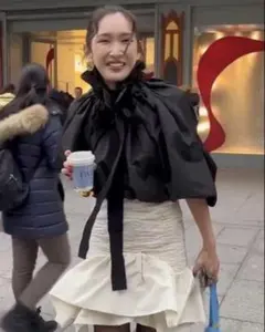 2026年最新】patou ブラウスの人気アイテム - メルカリ