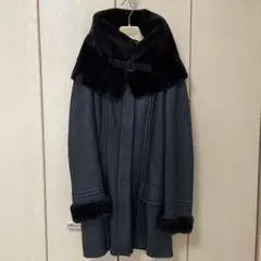 2026年最新】GUCCI ムートンコートの人気アイテム - メルカリ