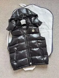 2026年最新】moncler ダウンベスト フード付きの人気アイテム - メルカリ
