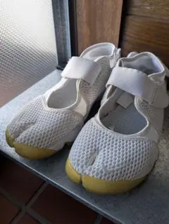 2026年最新】NIKE エアリフト 24 白の人気アイテム - メルカリ