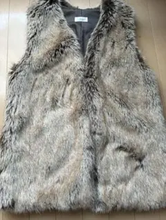 2026年最新】フェイクファーベスト ienaの人気アイテム - メルカリ