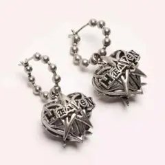 2026年最新】hEAVEN marc jacobs ピアスの人気アイテム - メルカリ