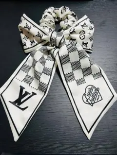 2026年最新】ヴィトン ヘアゴムの人気アイテム - メルカリ