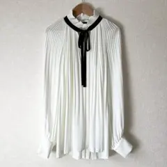 2026年最新】リュンヌ ブラウスの人気アイテム - メルカリ