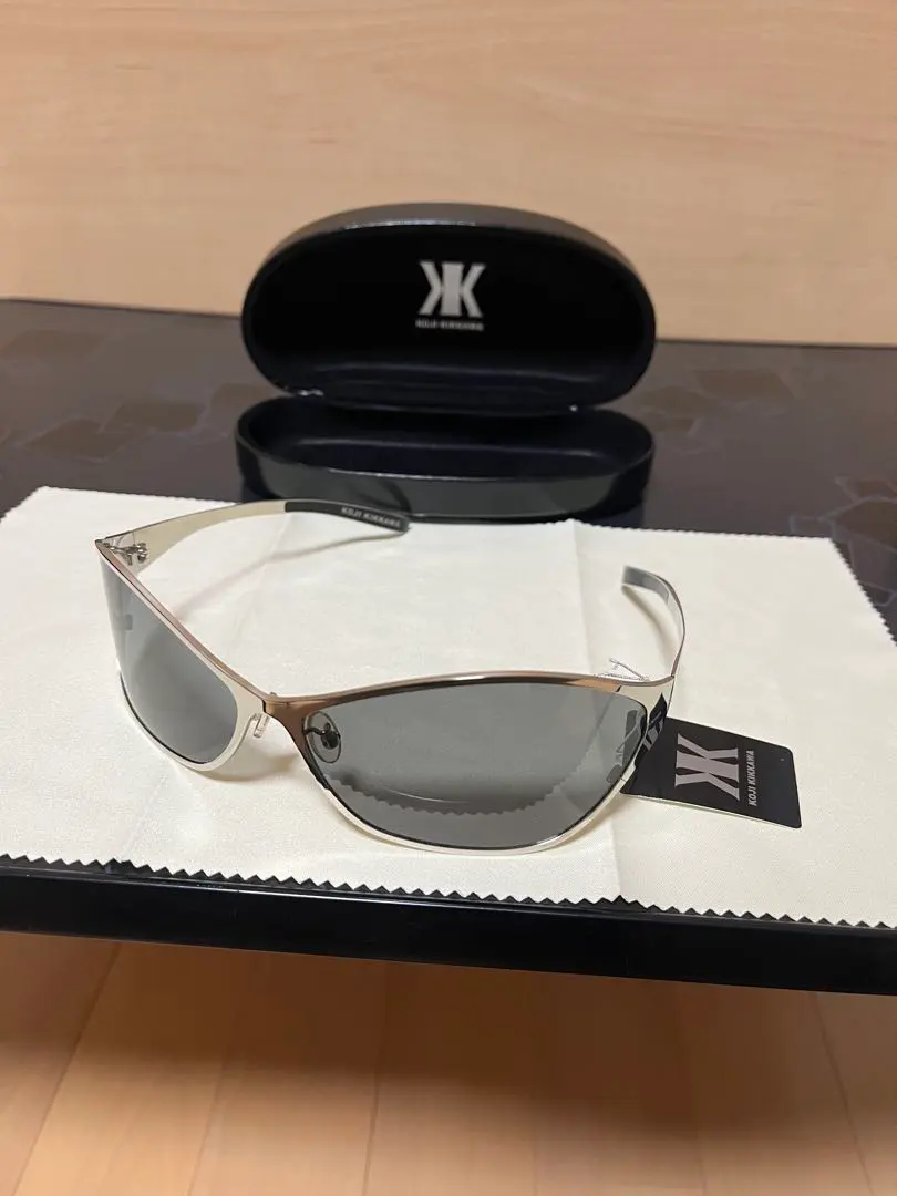 2026年最新】吉川 サングラスの人気アイテム - メルカリ