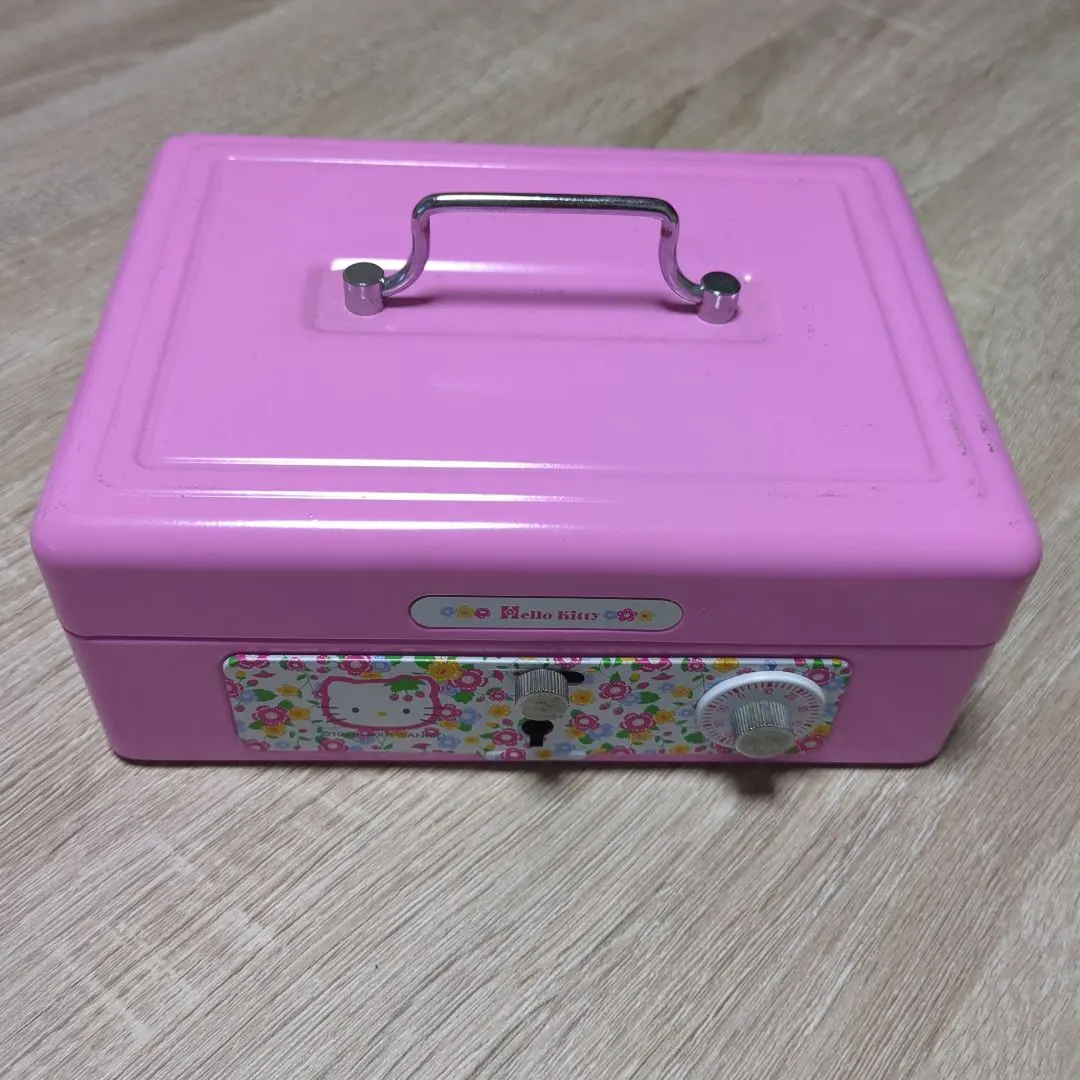 2026年最新】手提げ金庫 サンリオの人気アイテム - メルカリ