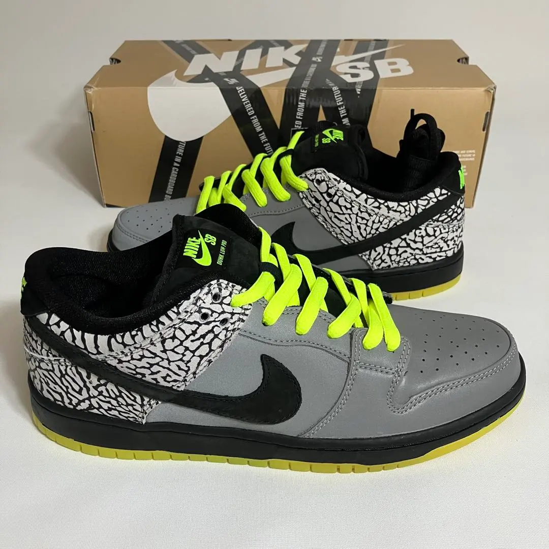 2026年最新】dunk low clark kentの人気アイテム - メルカリ