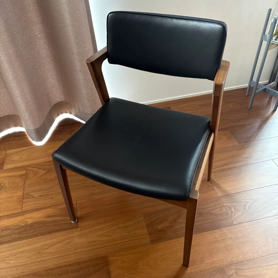 2026年最新】FUJI FURNITURE 椅子・チェアの人気アイテム - メルカリ