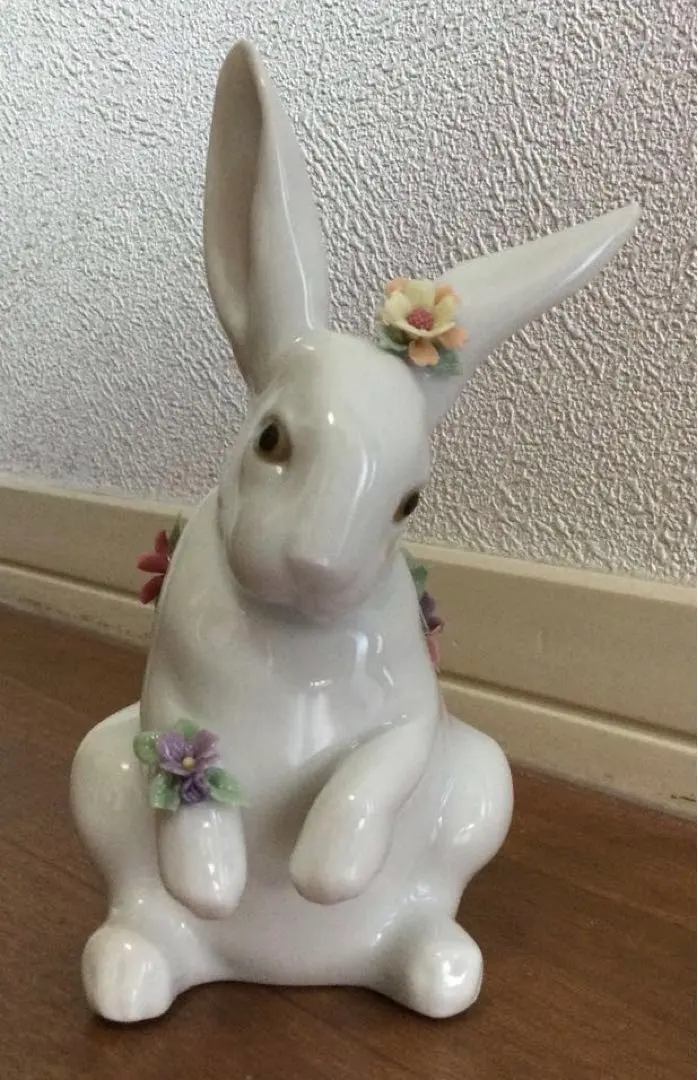 2026年最新】リヤドロ花飾りの白うさぎの人気アイテム - メルカリ