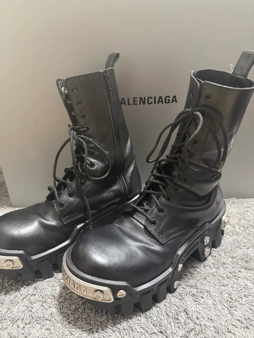 2026年最新】BULLDOZER balenciagaの人気アイテム - メルカリ