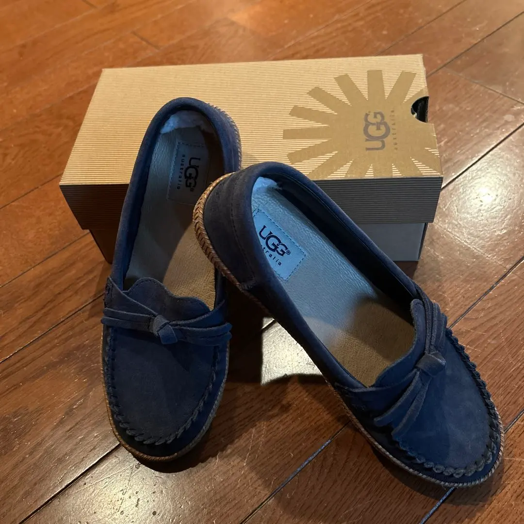 2026年最新】UGG カラー：ブルー系 モカシンの人気アイテム - メルカリ