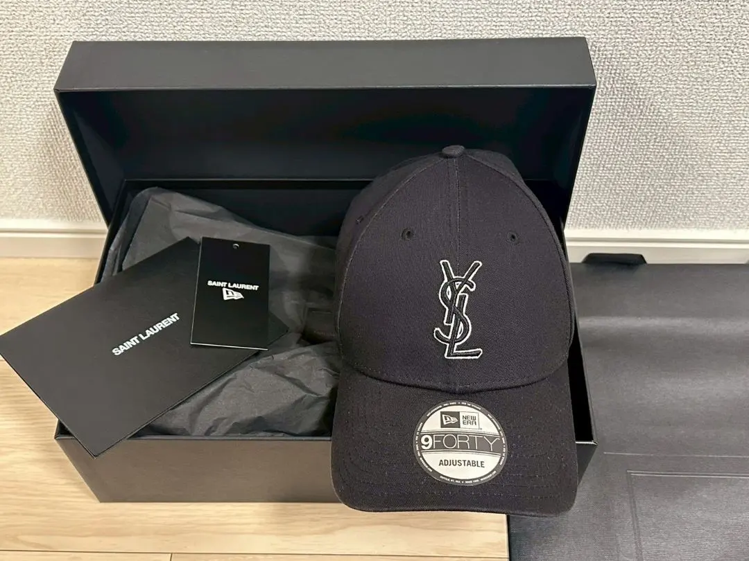 2026年最新】Saint Laurent ベースボールキャップの人気アイテム