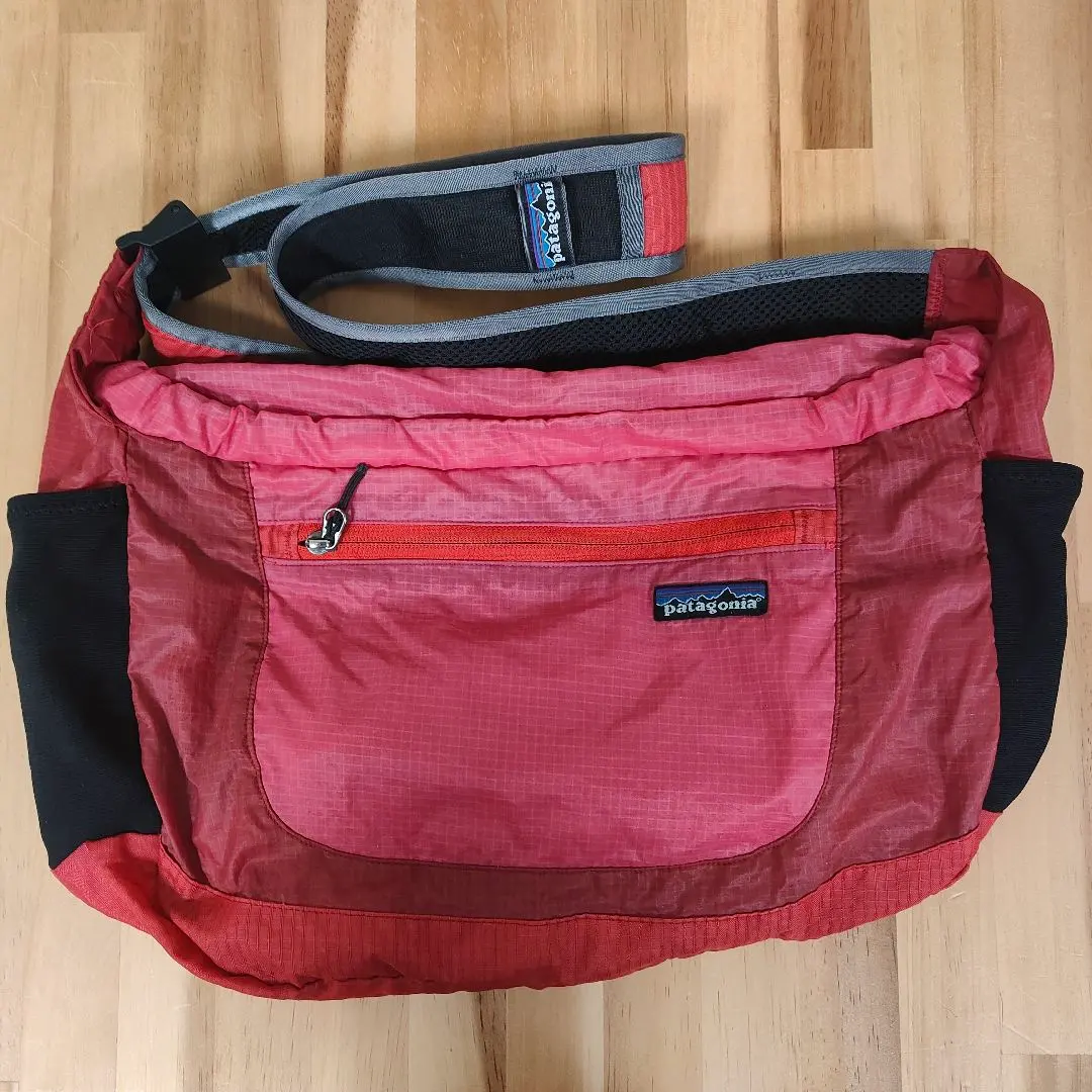 2026年最新】パタゴニア ライトウェイトトラベルクーリエの人気