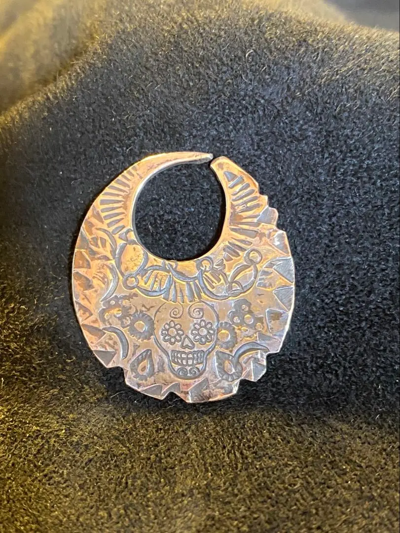 2026年最新】ビンゴブラザーズピアスの人気アイテム - メルカリ