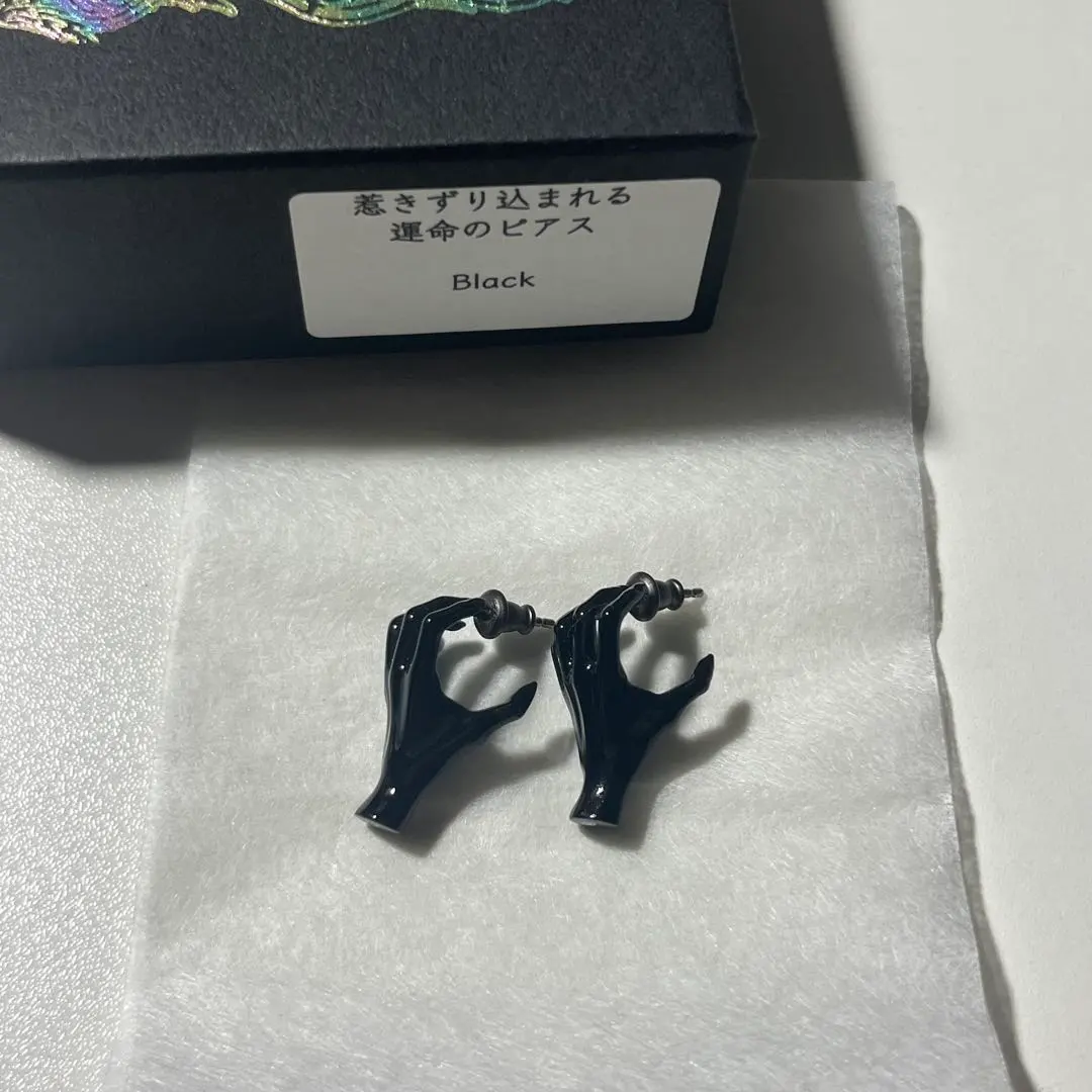 2026年最新】hazama ピアスの人気アイテム - メルカリ