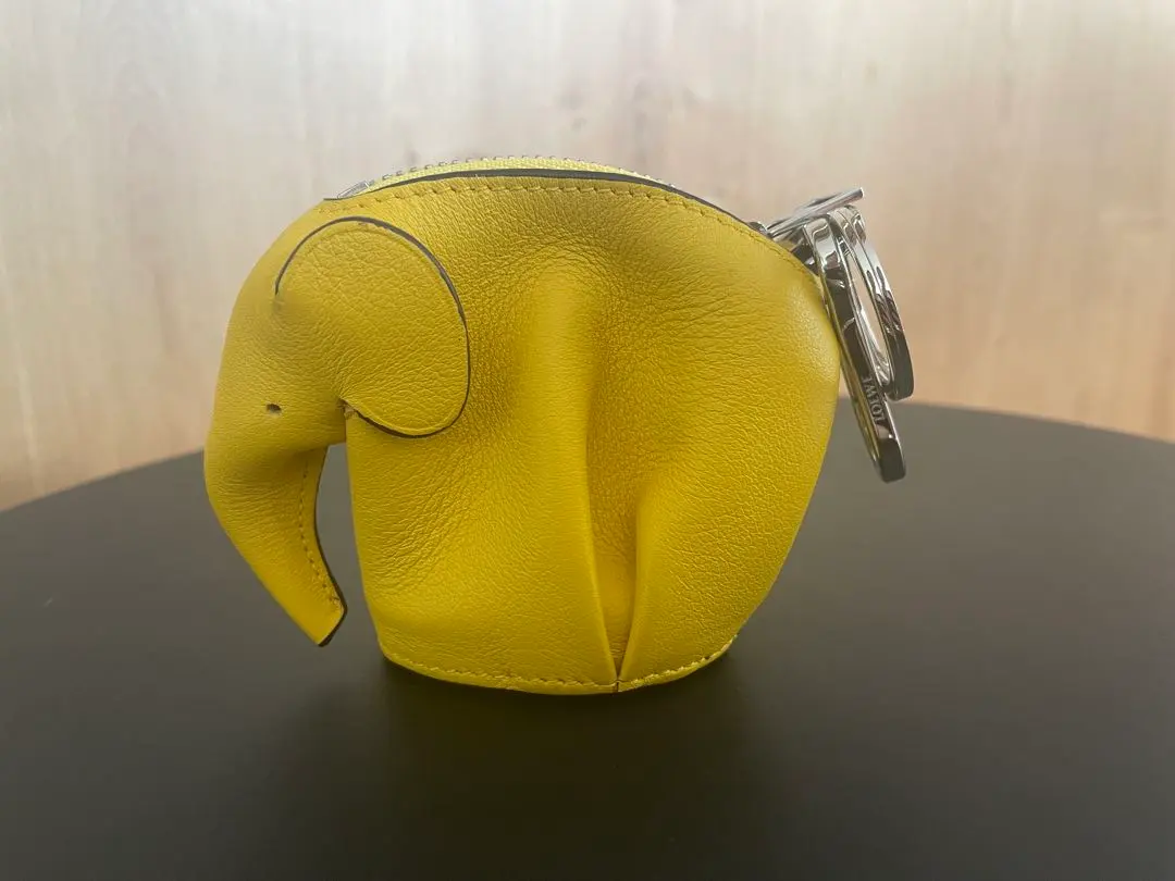 2026年最新】ロエベ チャーム ぞうの人気アイテム - メルカリ