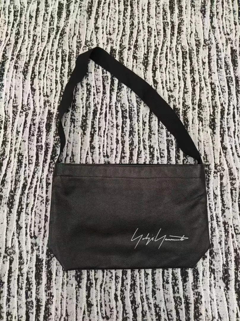 2026年最新】yohjiyamamotoサコッシュの人気アイテム - メルカリ