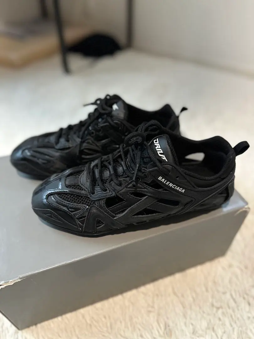 2026年最新】バレンシアガドライブスニーカーの人気アイテム - メルカリ