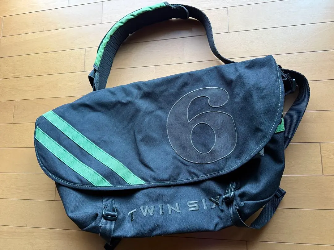 2026年最新】CRUMPLER メッセンジャーバッグの人気アイテム - メルカリ