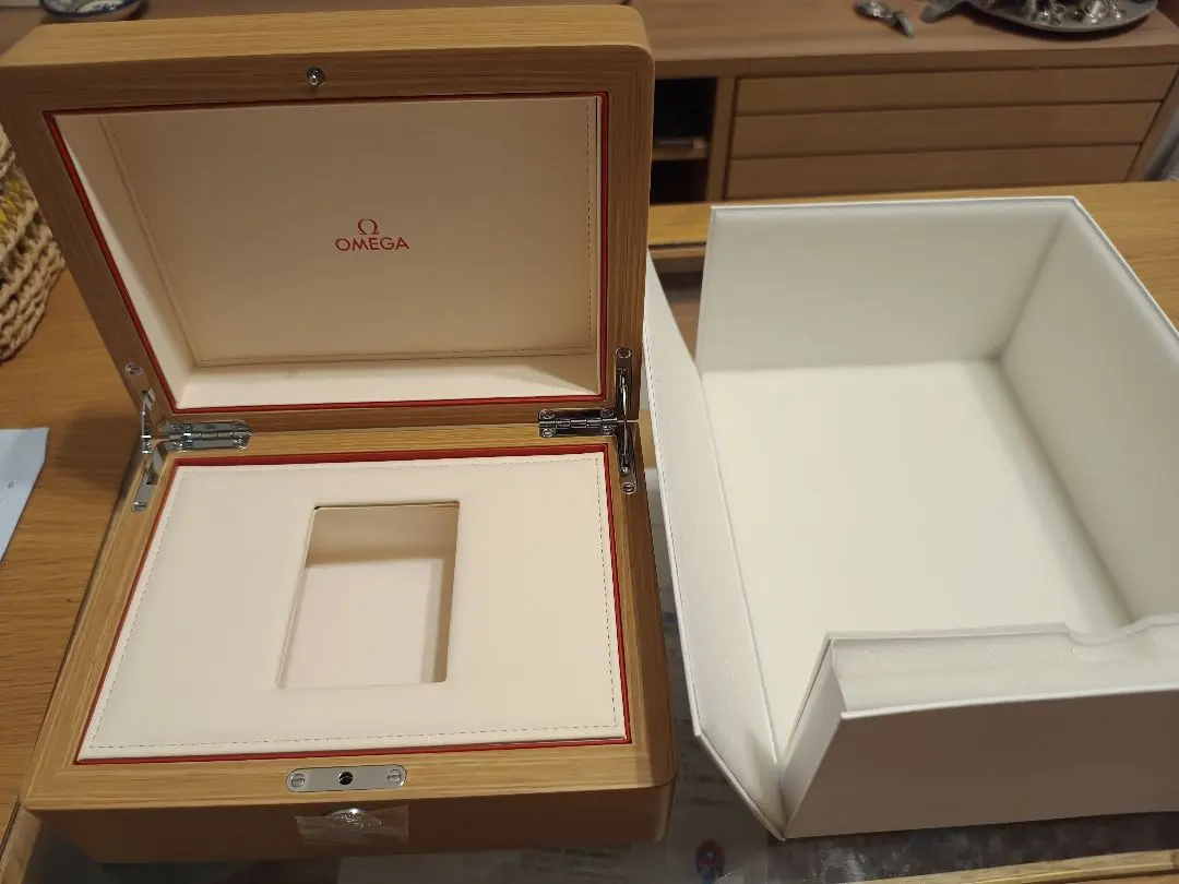 2026年最新】オメガ 木箱の人気アイテム - メルカリ
